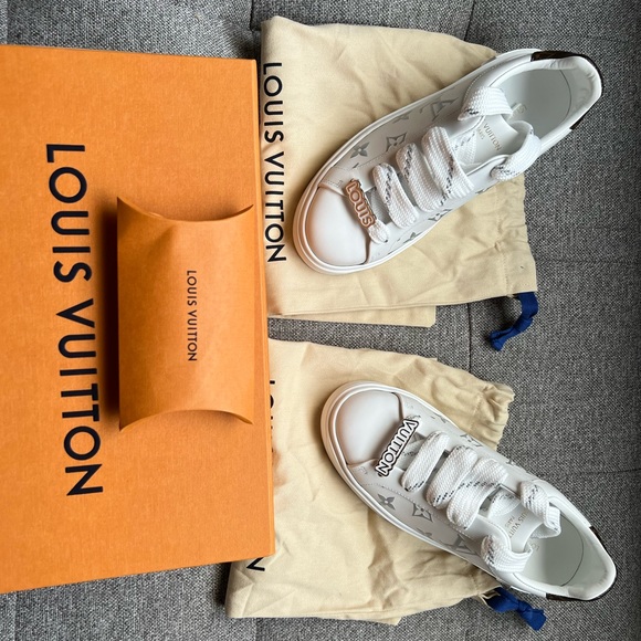 Louis Vuitton Time Out Sneaker - Picture 1 of 4